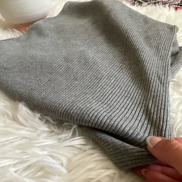 Grey sweater dress - Picture 3 of 4